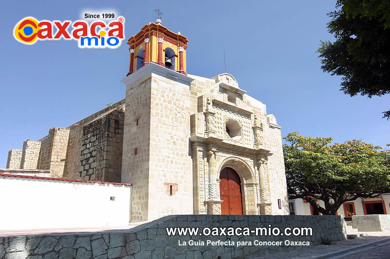 Templo de San Matías Jalatlaco