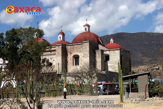 Mitla. Lugar de los Muertos