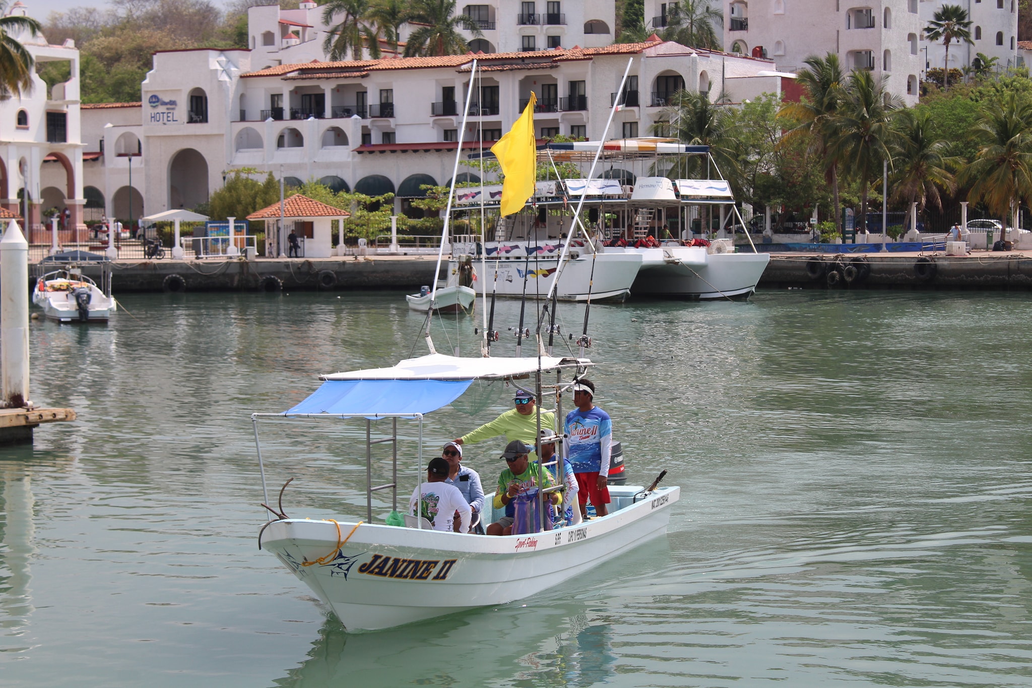 torneo de pesca en huatulco